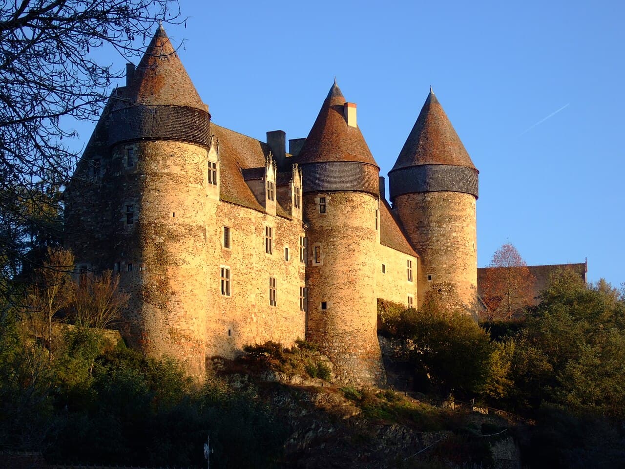 Château de Culan — France castle