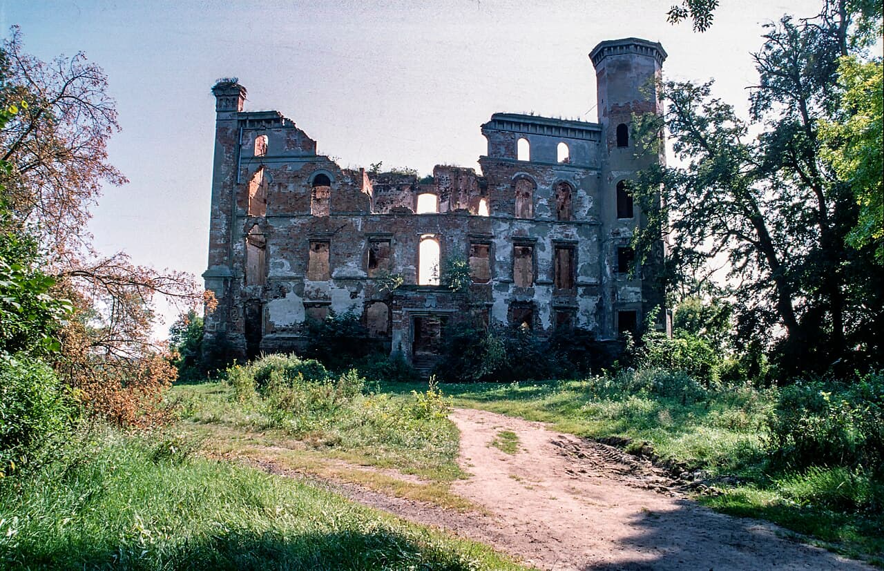 Uraz Castle — Poland castle