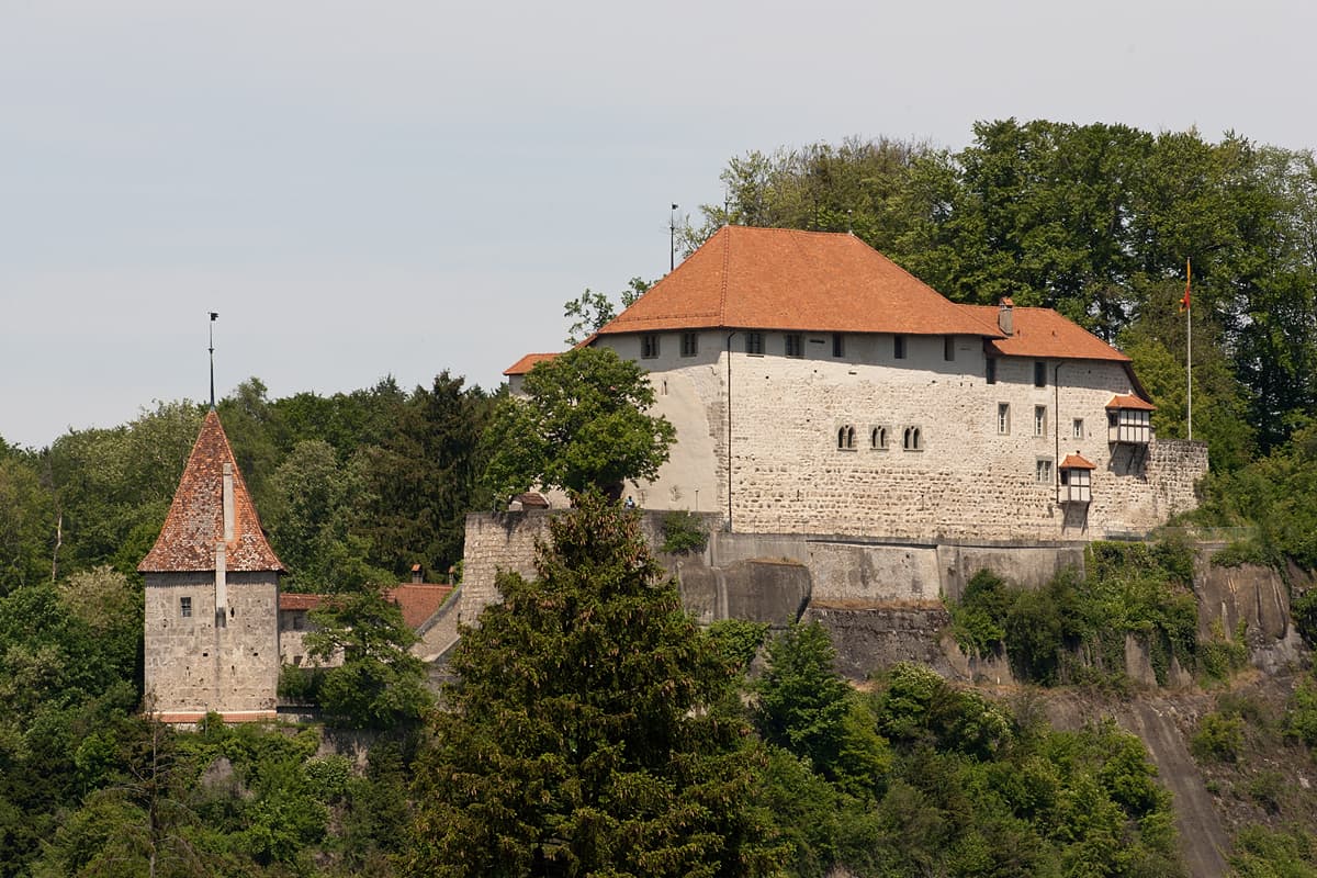 Laupen Castle — Switzerland castle