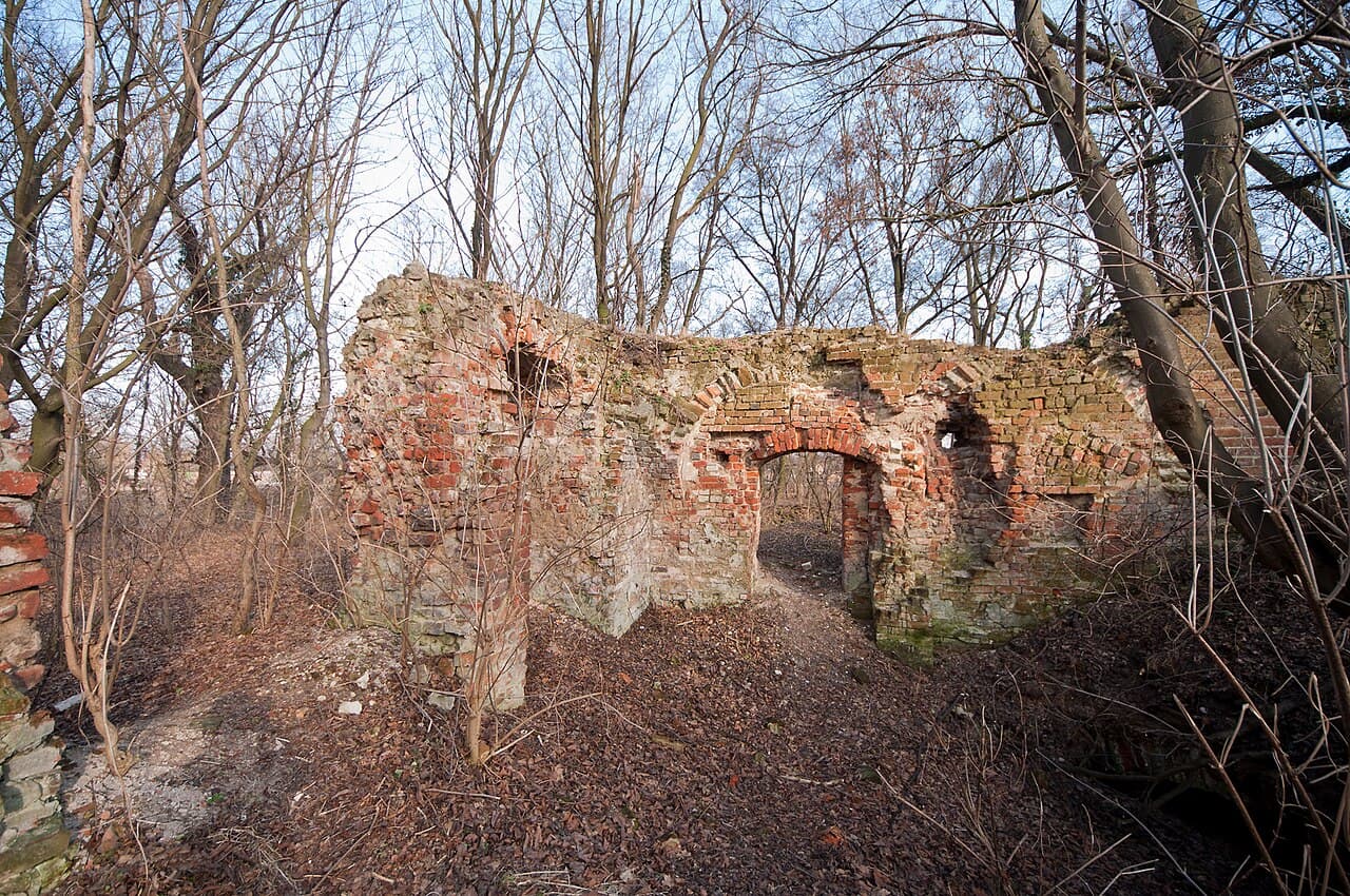 Jelcz-Laskowice — Poland castle