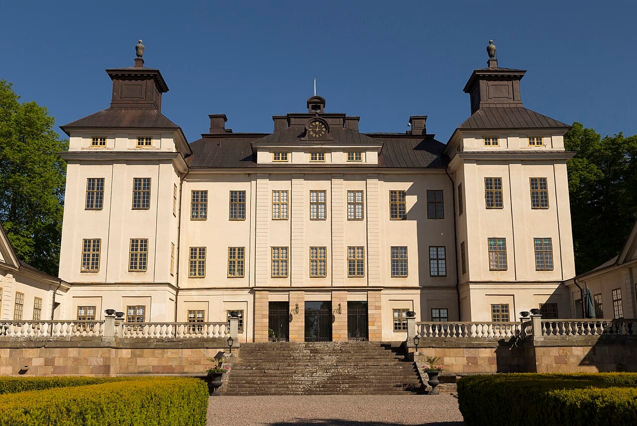 Sjöö Castle — Sweden castle