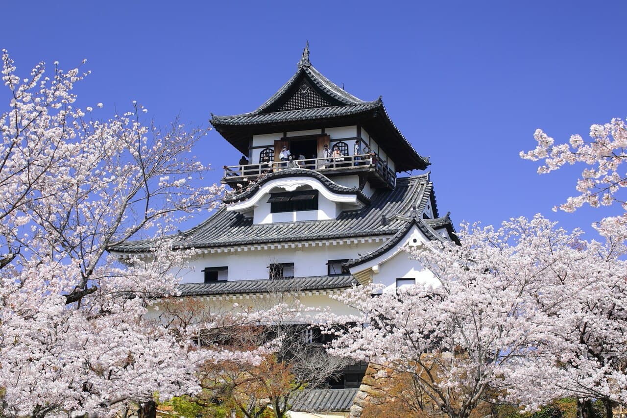 Inuyama Castle — Japan castle