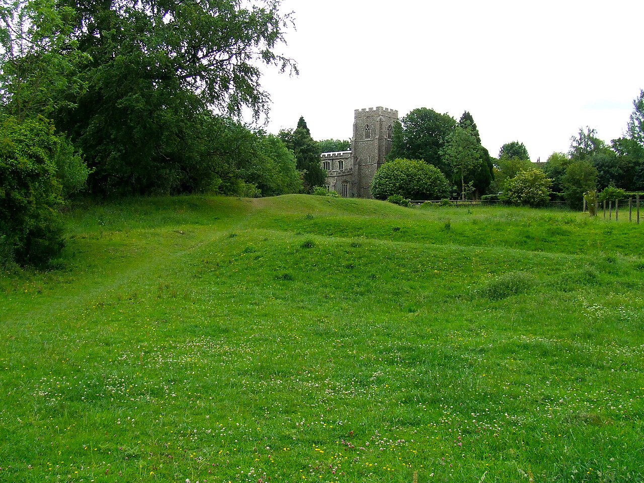 Clavering Castle — United Kingdom of Great Britain and Northern Ireland castle
