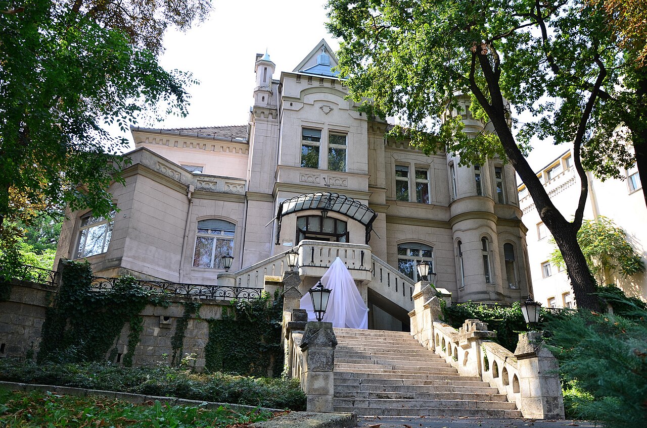 Sacelláry Castle — Hungary castle