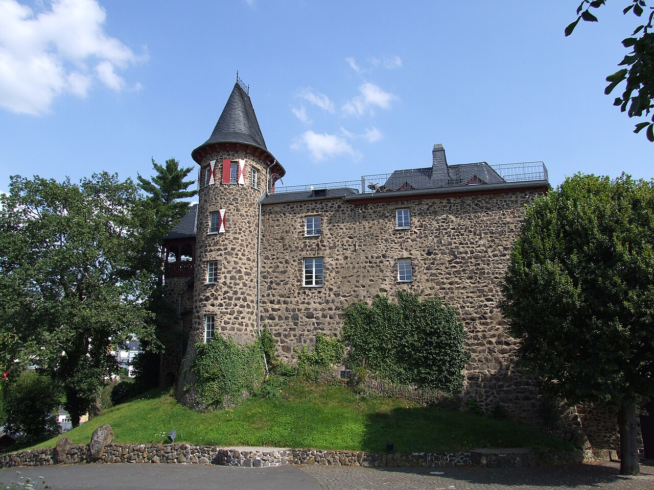 Ockenfels Castle — Germany castle