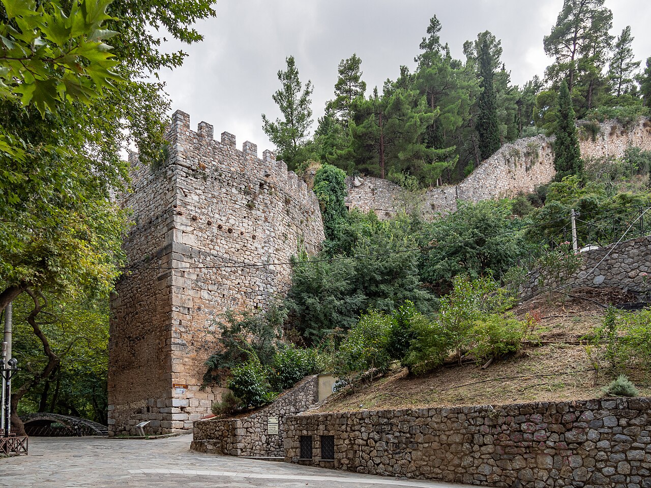 Levadia Medieval Castle — Greece castle