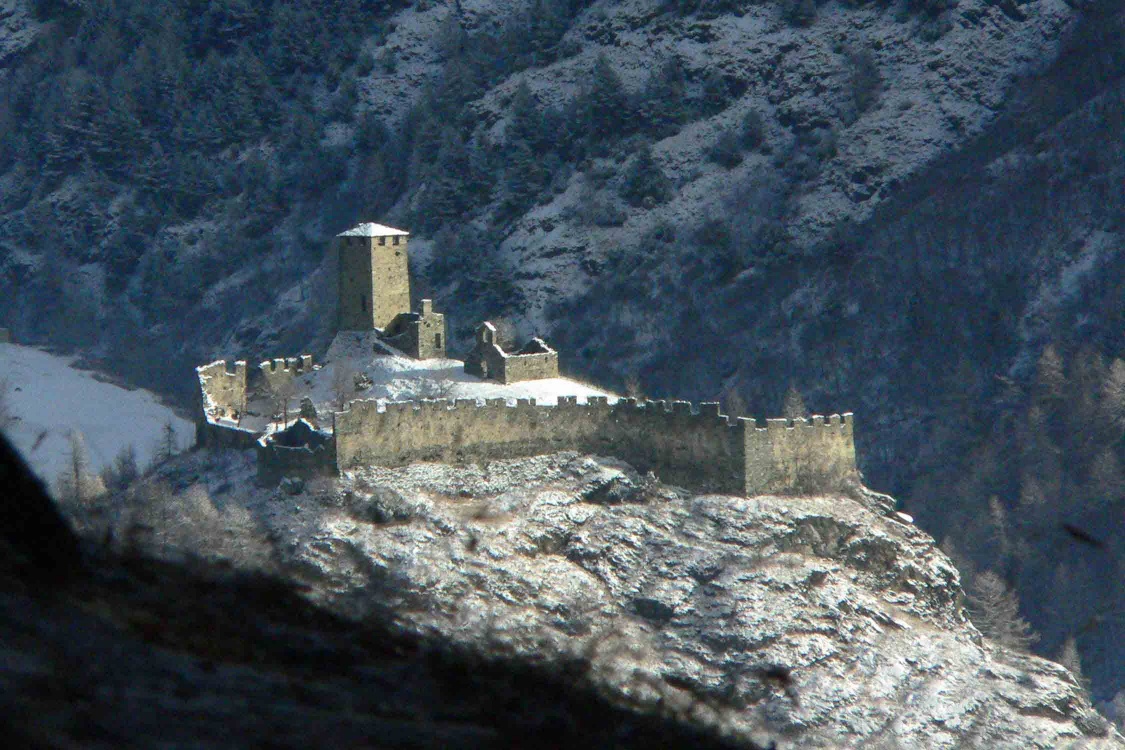 Graines Castle — Italy castle