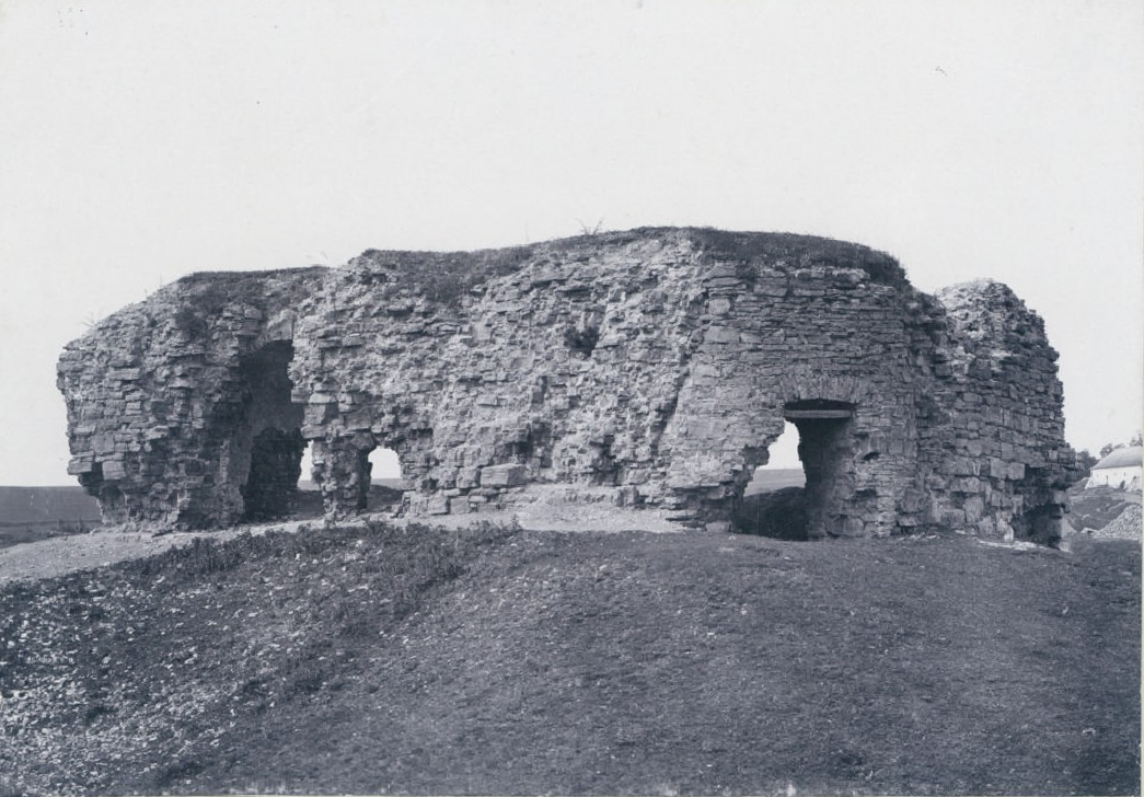 Lychkivtsi Castle — Ukraine castle