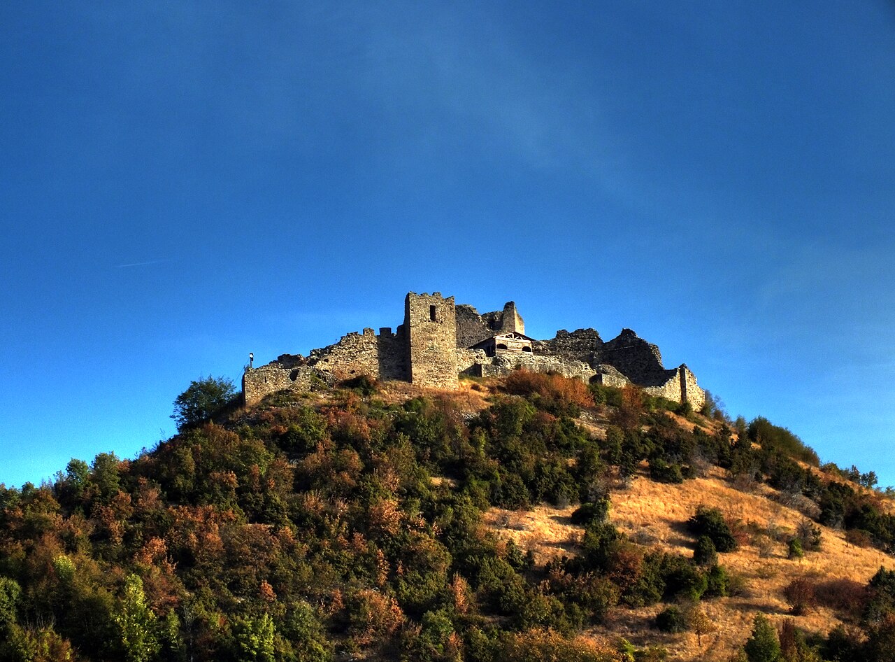 Koznik Fortress — Serbia castle