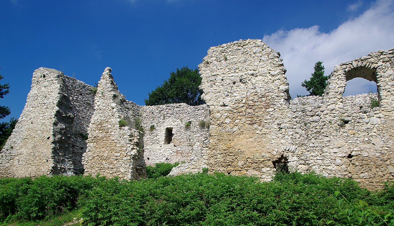 Bydlin — Poland castle