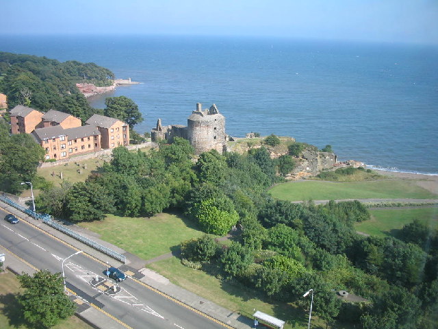 Ravenscraig Castle — United Kingdom of Great Britain and Northern Ireland castle