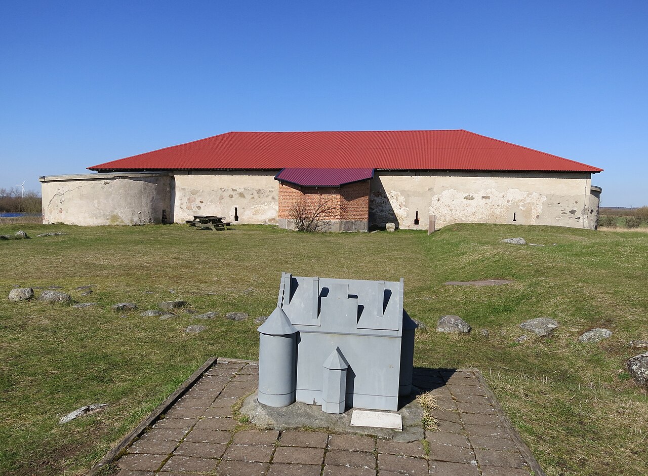 Lillö Castle Ruins — Sweden castle