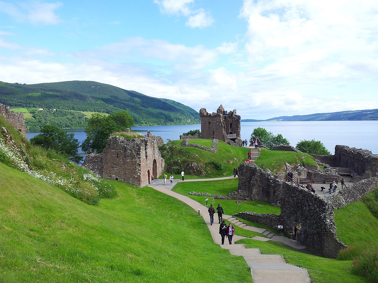 Urquhart Castle — United Kingdom of Great Britain and Northern Ireland castle