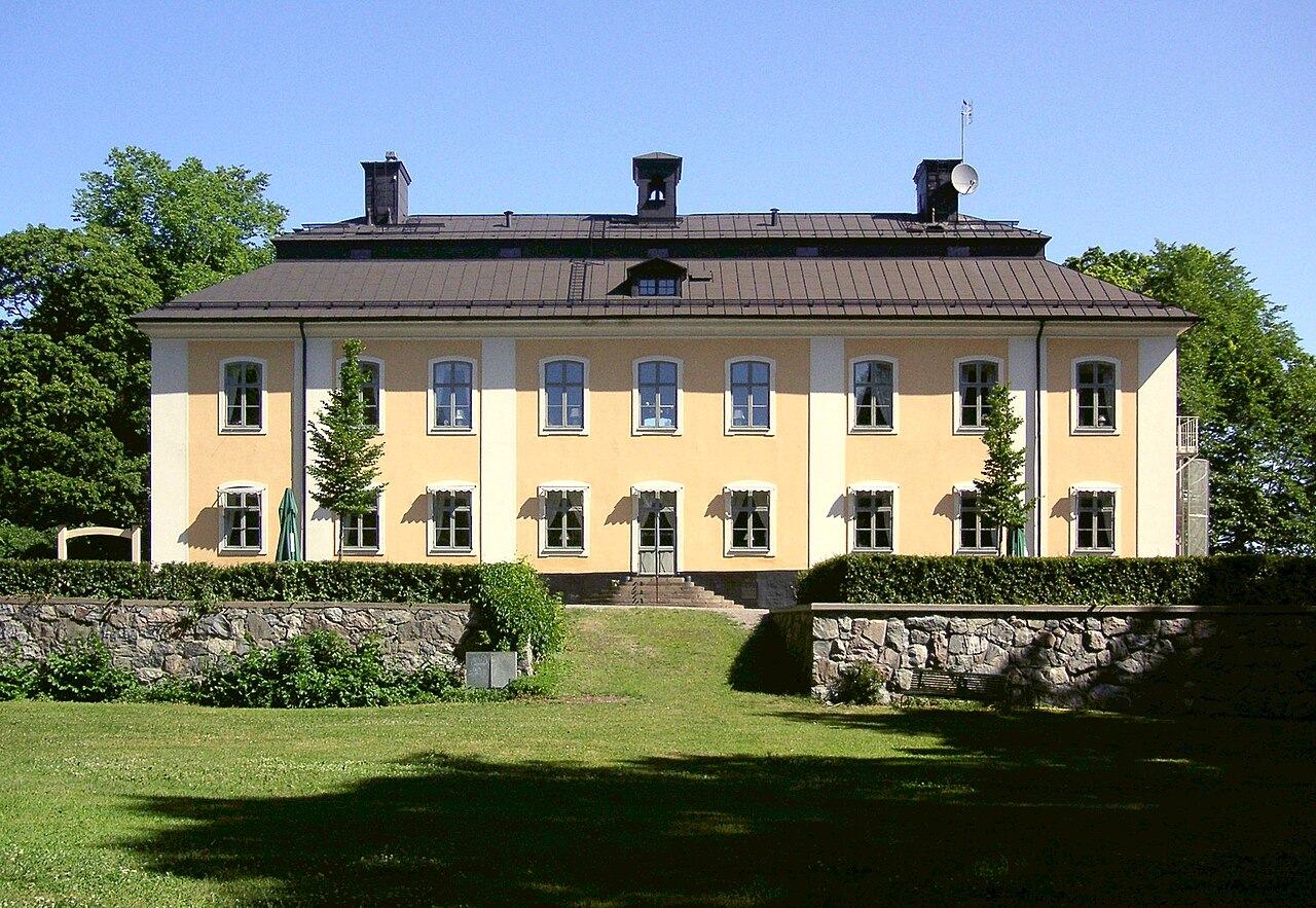 Åkeshov Castle — Sweden castle
