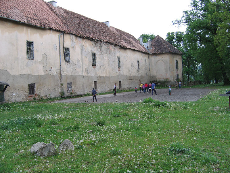 Wass-Bánffy castle in Gilău, Cluj — Romania castle