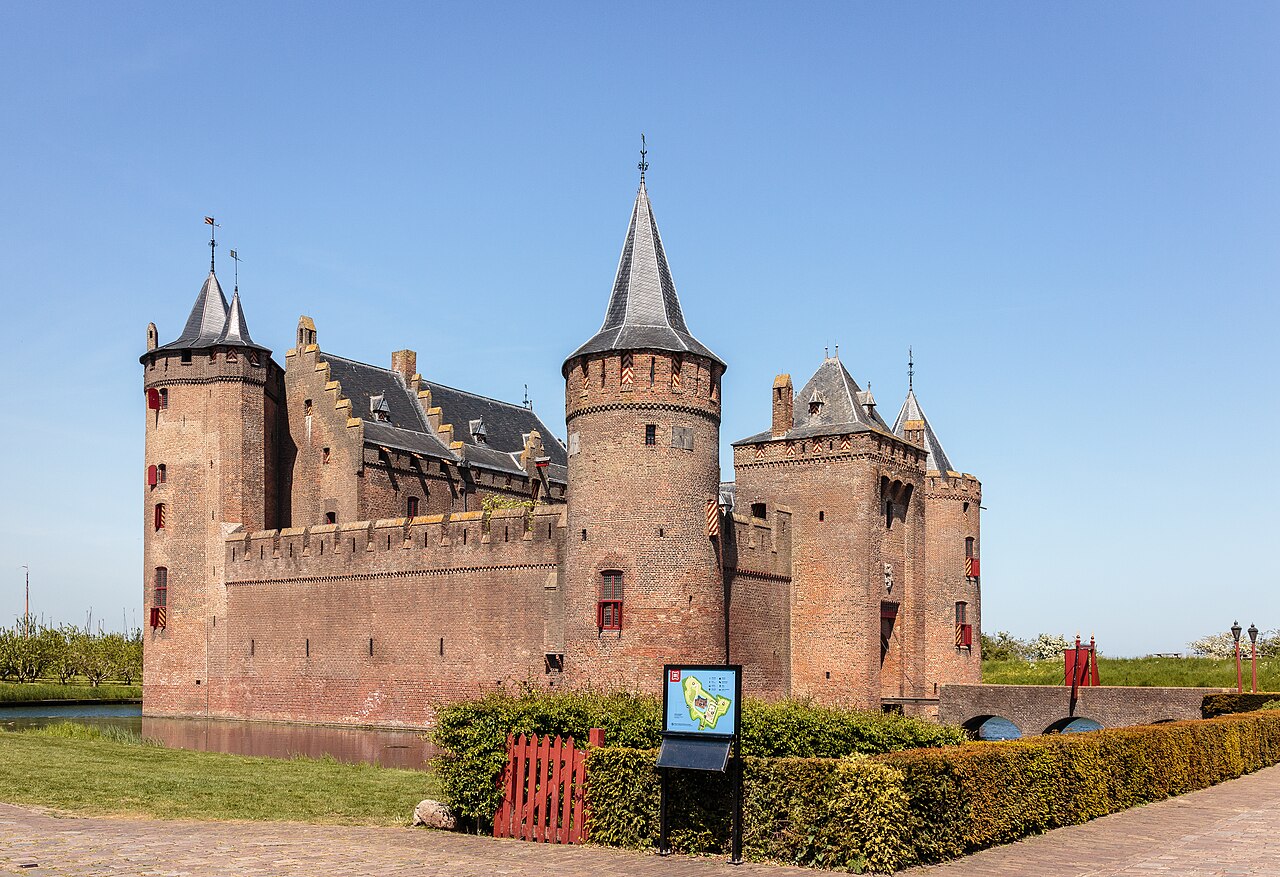 Muiden Castle — Netherlands castle