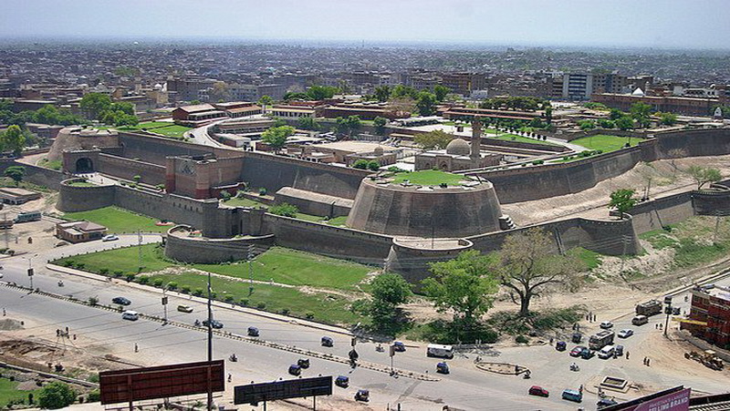 Bala Hisar Fort — Pakistan castle