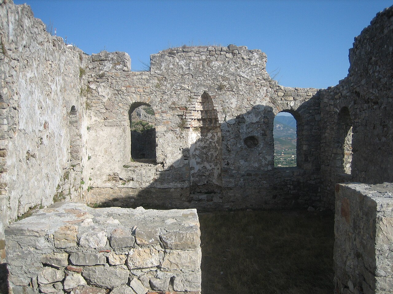 Lezhë Castle — Albania castle