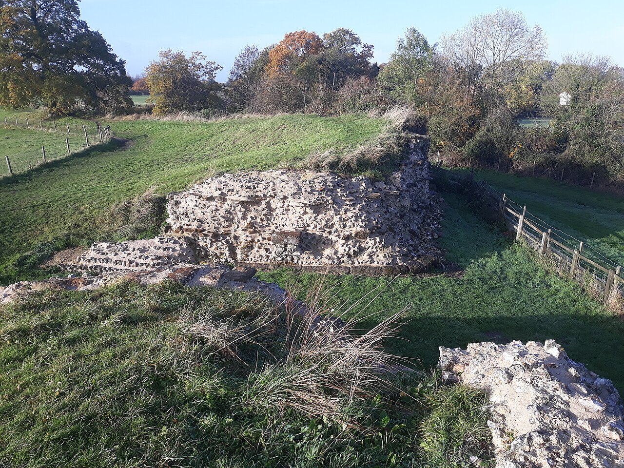 Calleva Atrebatum — United Kingdom of Great Britain and Northern Ireland castle