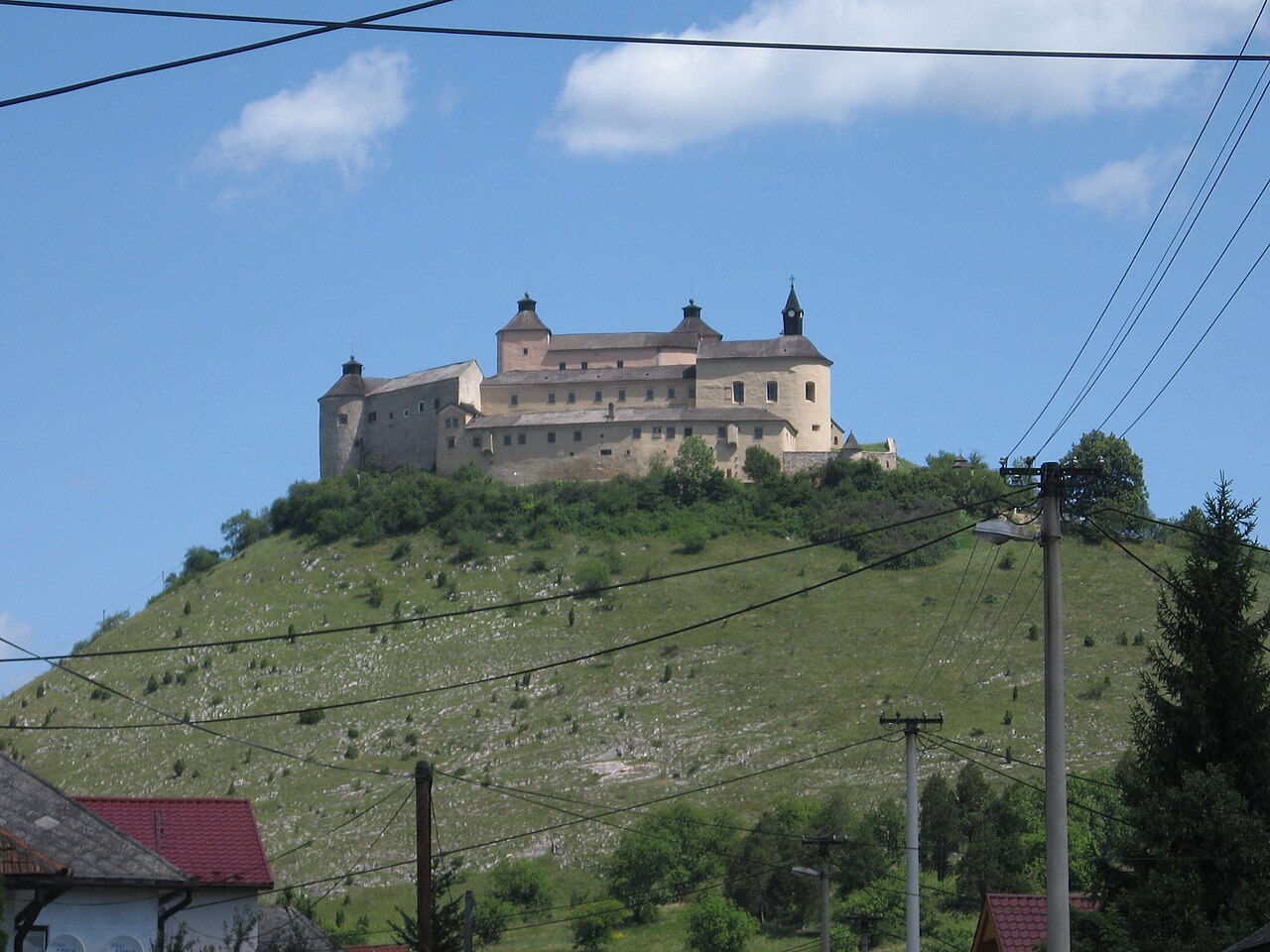 Krásna Hôrka Castle — Slovakia castle