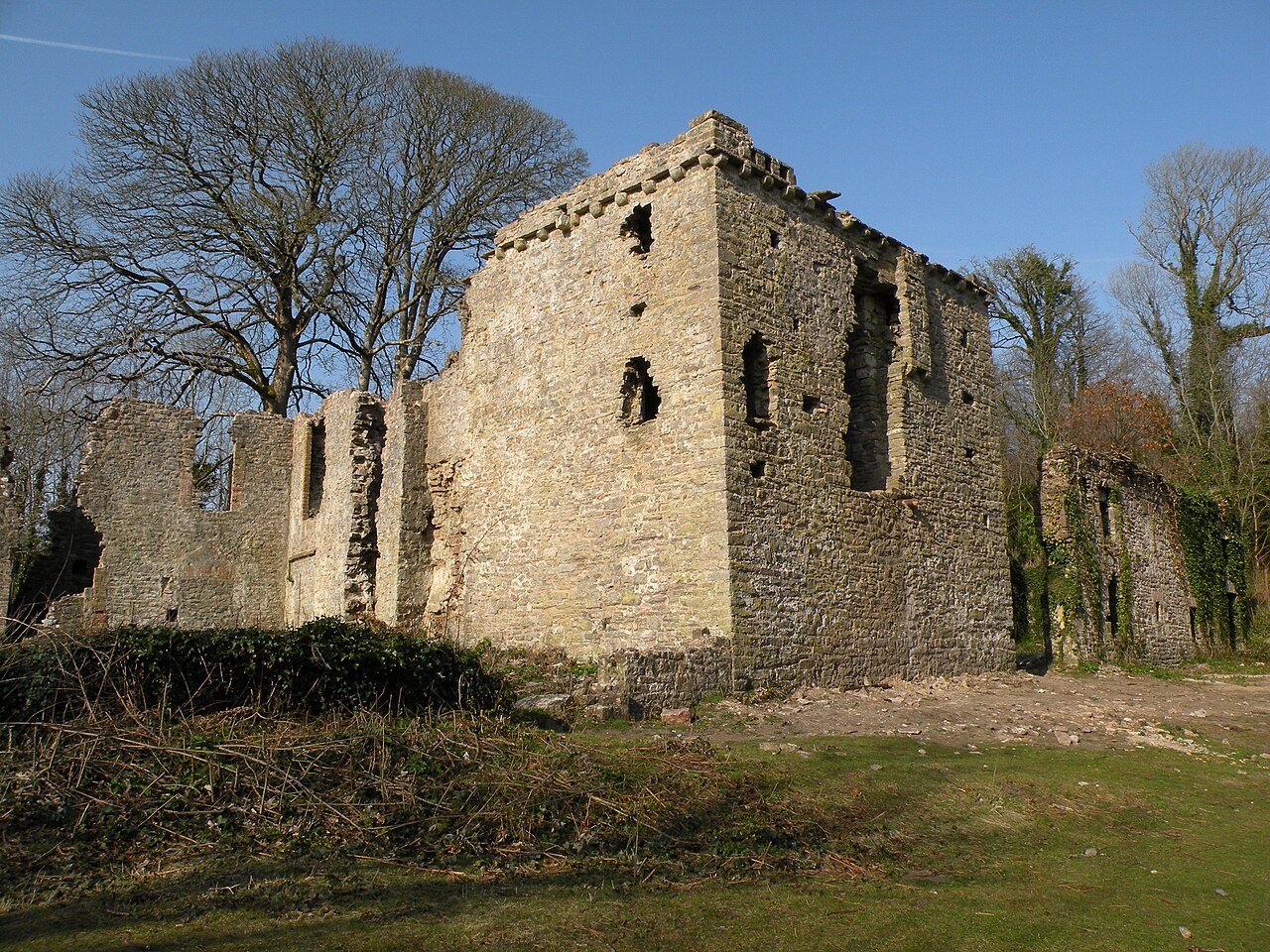 Candleston Castle — United Kingdom of Great Britain and Northern Ireland castle