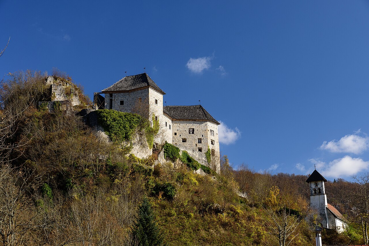 Kostel Castle — Slovenia castle
