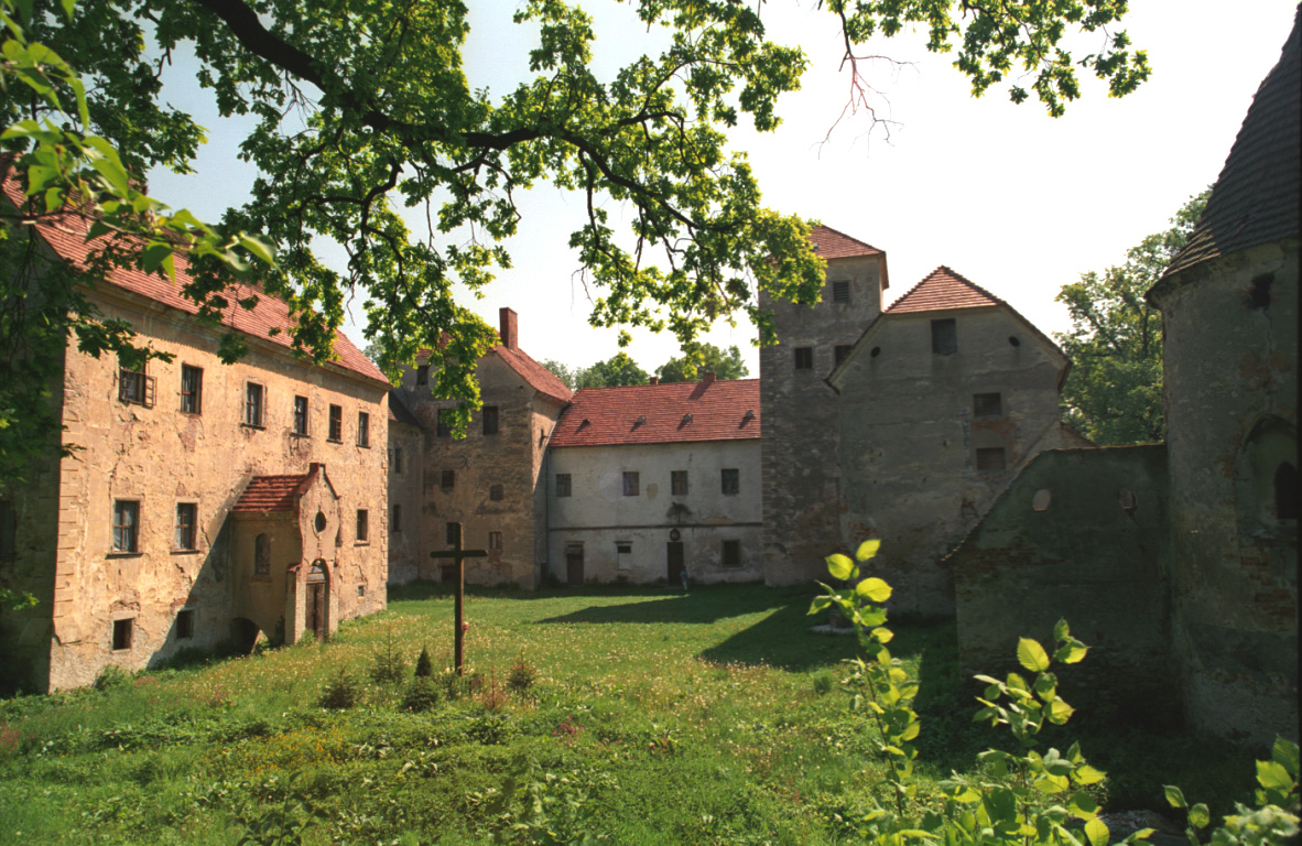 Witostowice Castle — Poland castle