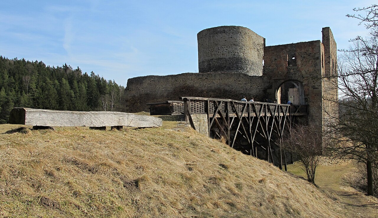 Krakovec Castle — Czechia castle