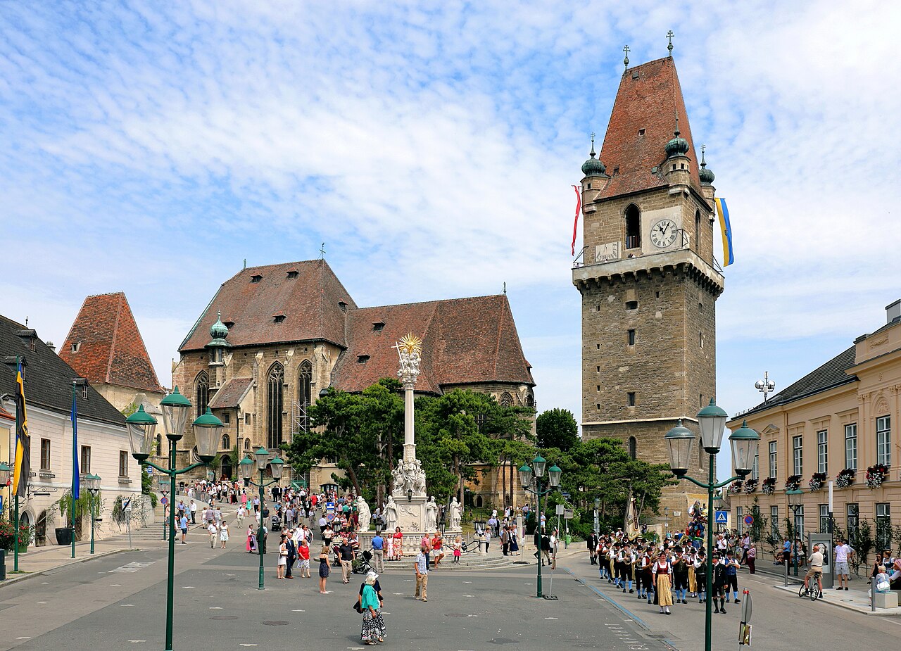 Burg Perchtoldsdorf — Austria castle