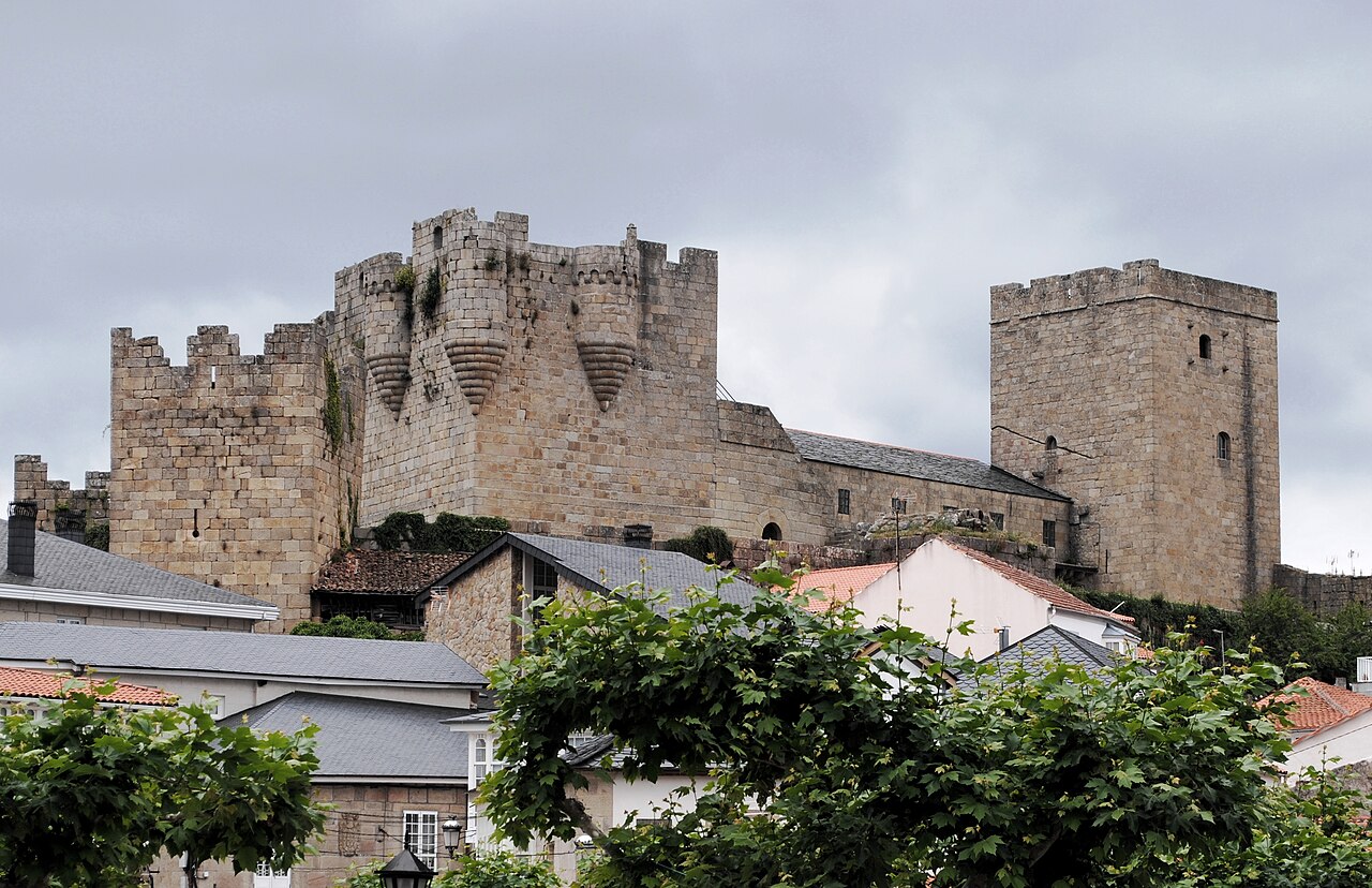 Castro Caldelas Castle — Spain castle