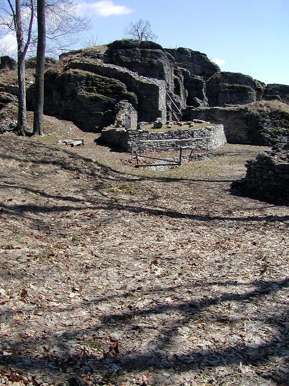 Sitno Castle Ruins — Slovakia castle