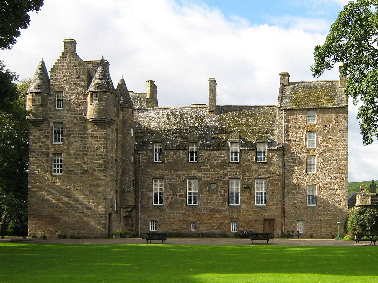 Kellie Castle — United Kingdom of Great Britain and Northern Ireland castle