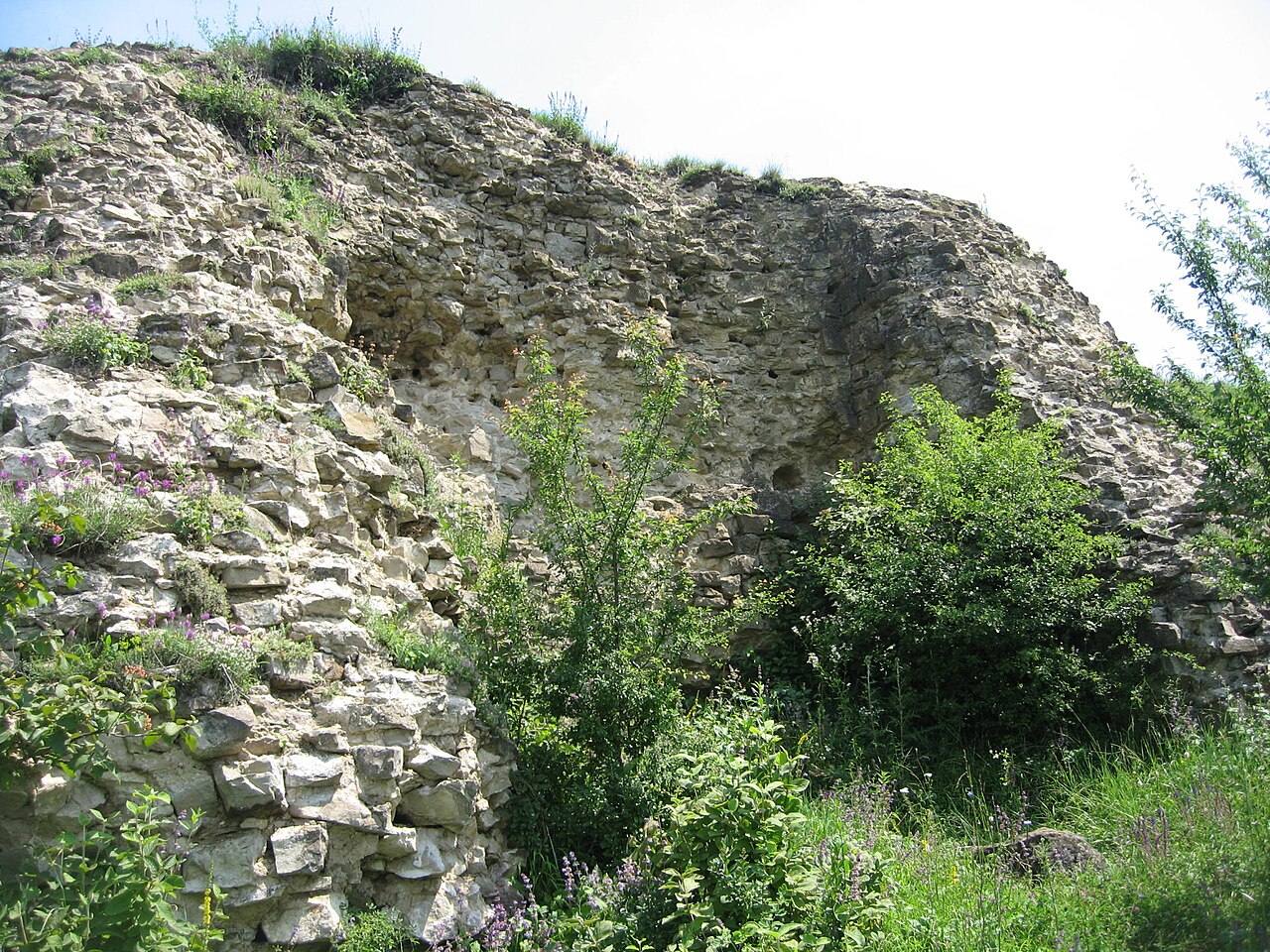 Șcheia Fortress — Romania castle