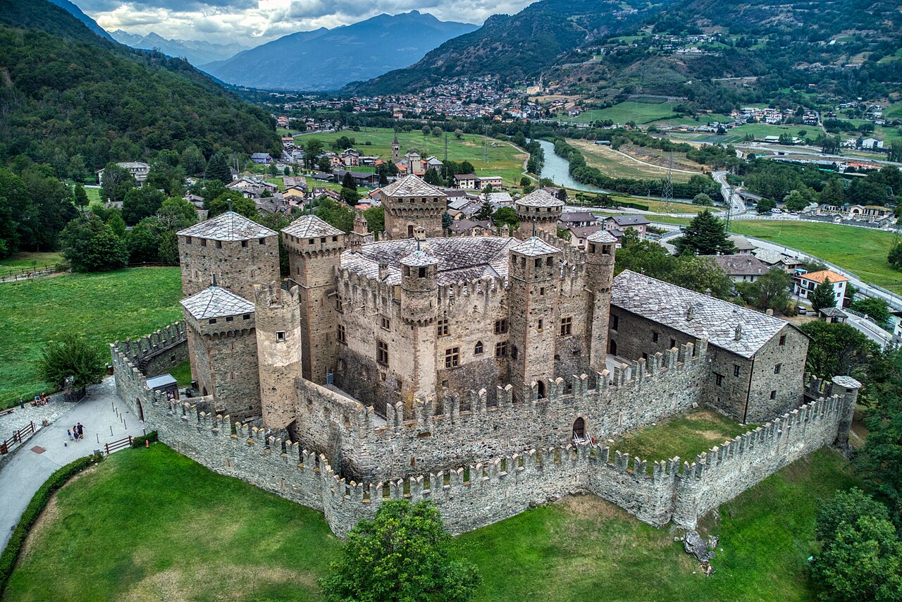 Fenis Castle — Italy castle