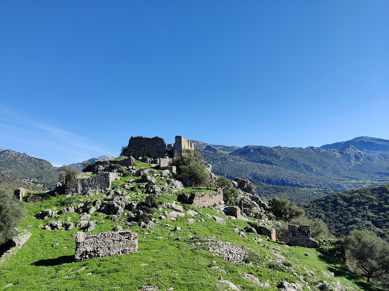 Aznalmara Castle — Spain castle
