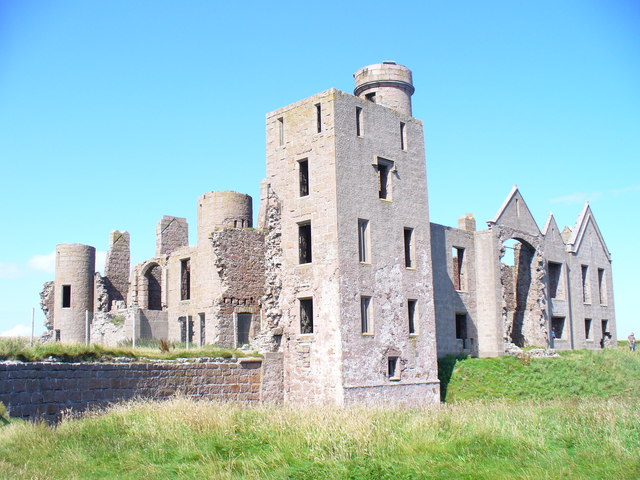 New Slains Castle — United Kingdom of Great Britain and Northern Ireland castle