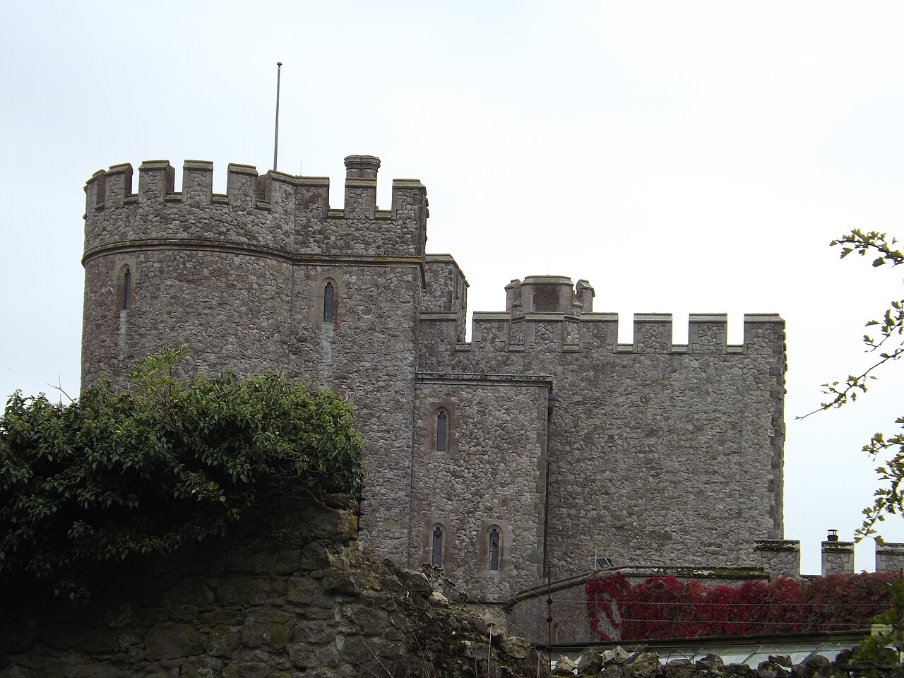 Saltwood Castle — United Kingdom of Great Britain and Northern Ireland castle