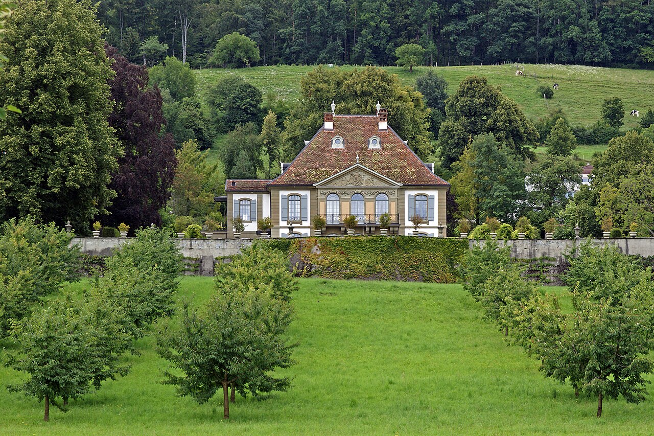Gümligen Castle — Switzerland castle