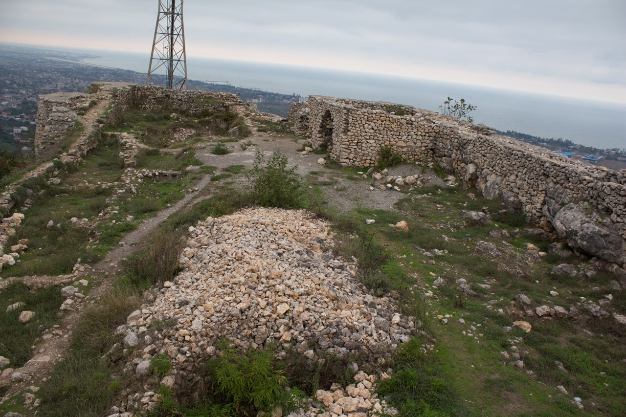 Markuh Castle — Iran (Islamic Republic of) castle