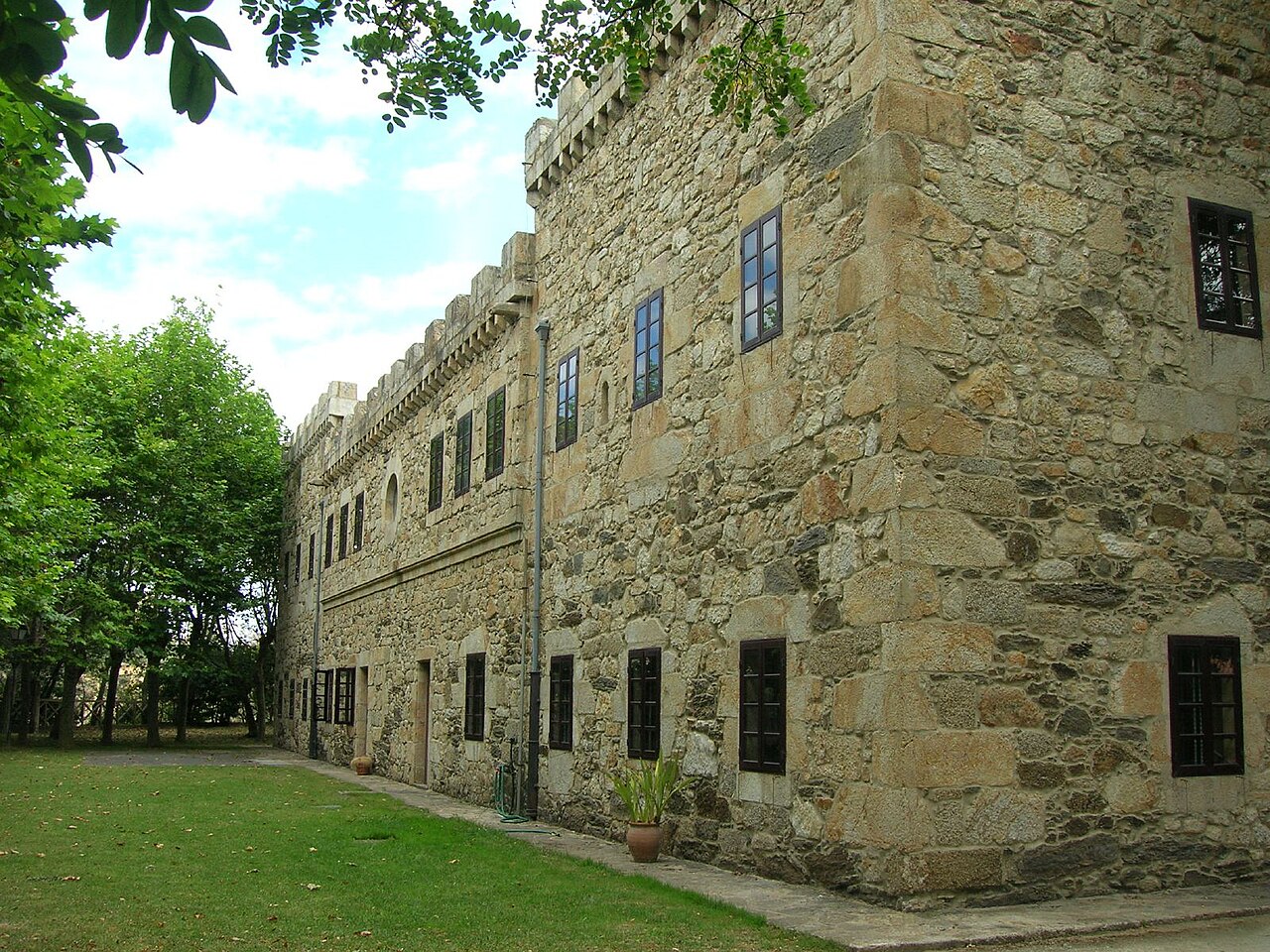 Santa Cruz Castle — Spain castle