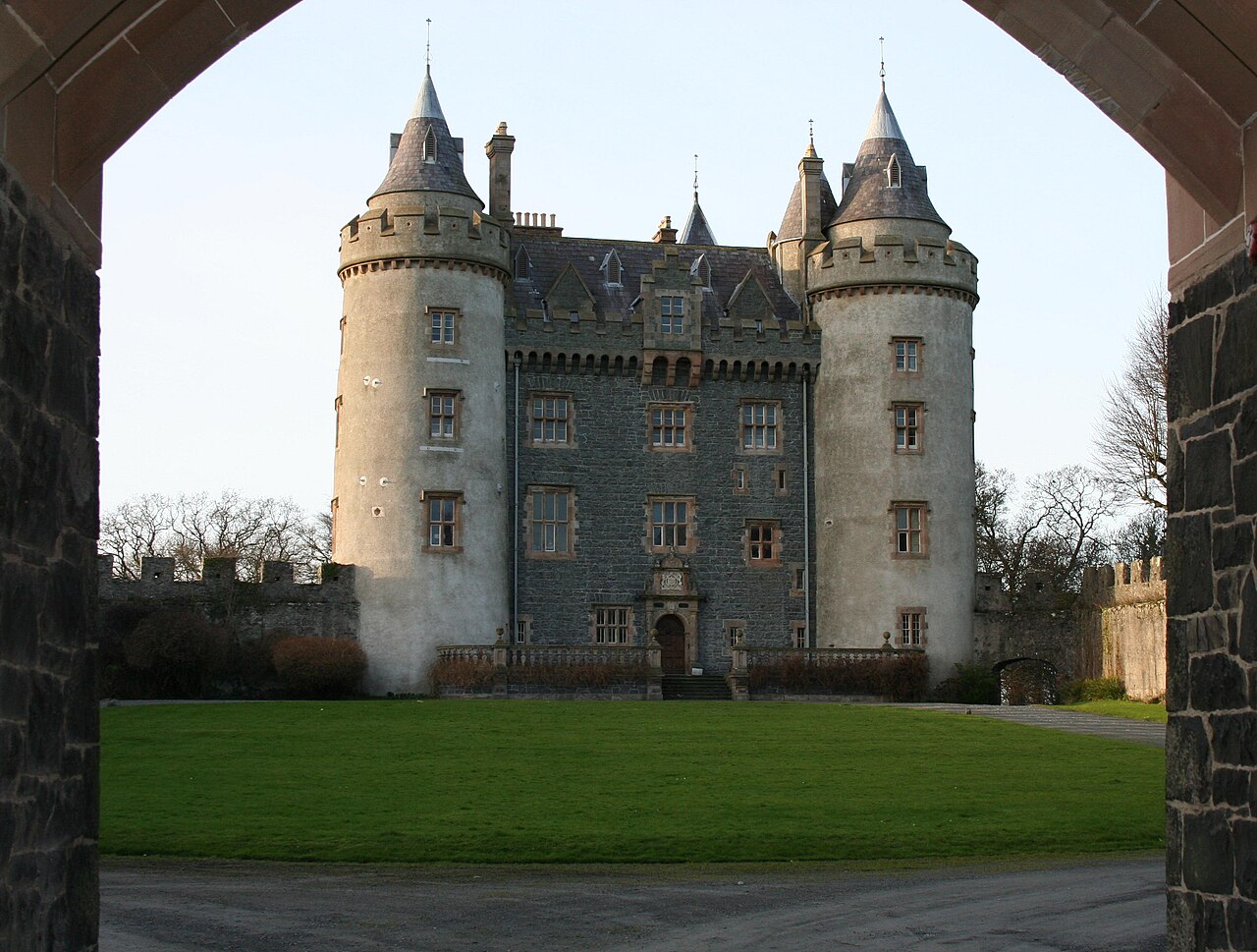 Killyleagh Castle — United Kingdom of Great Britain and Northern Ireland castle