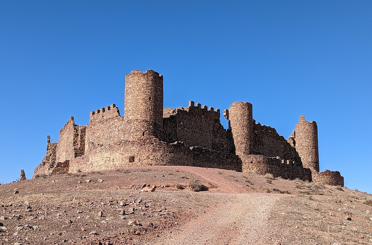 Almonacid de Toledo Castle — Spain castle