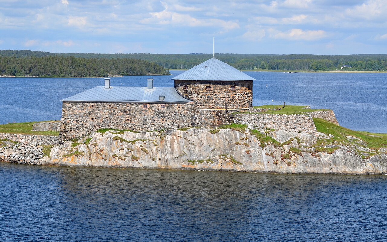 Dalarö Fortress — Sweden castle