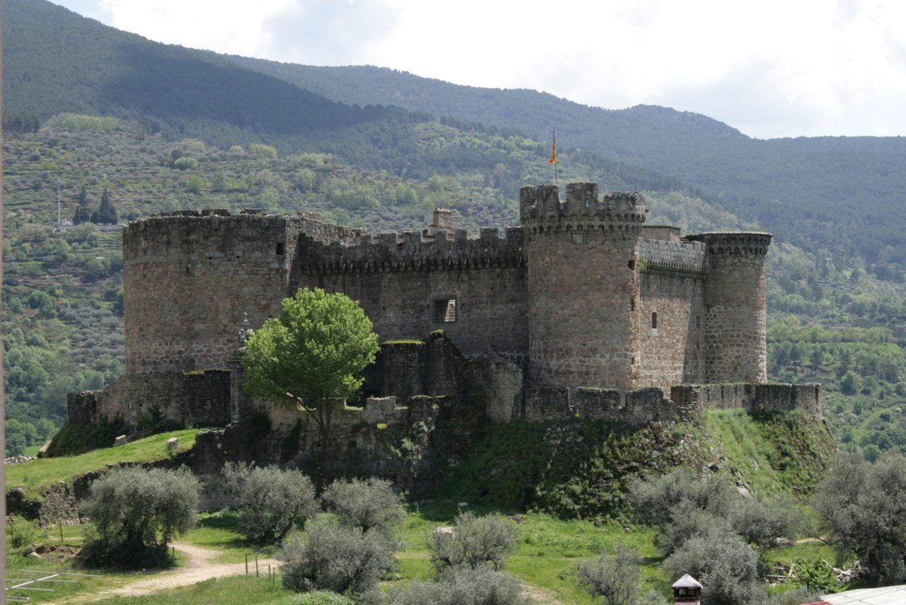 Mombeltrán Castle — Spain castle