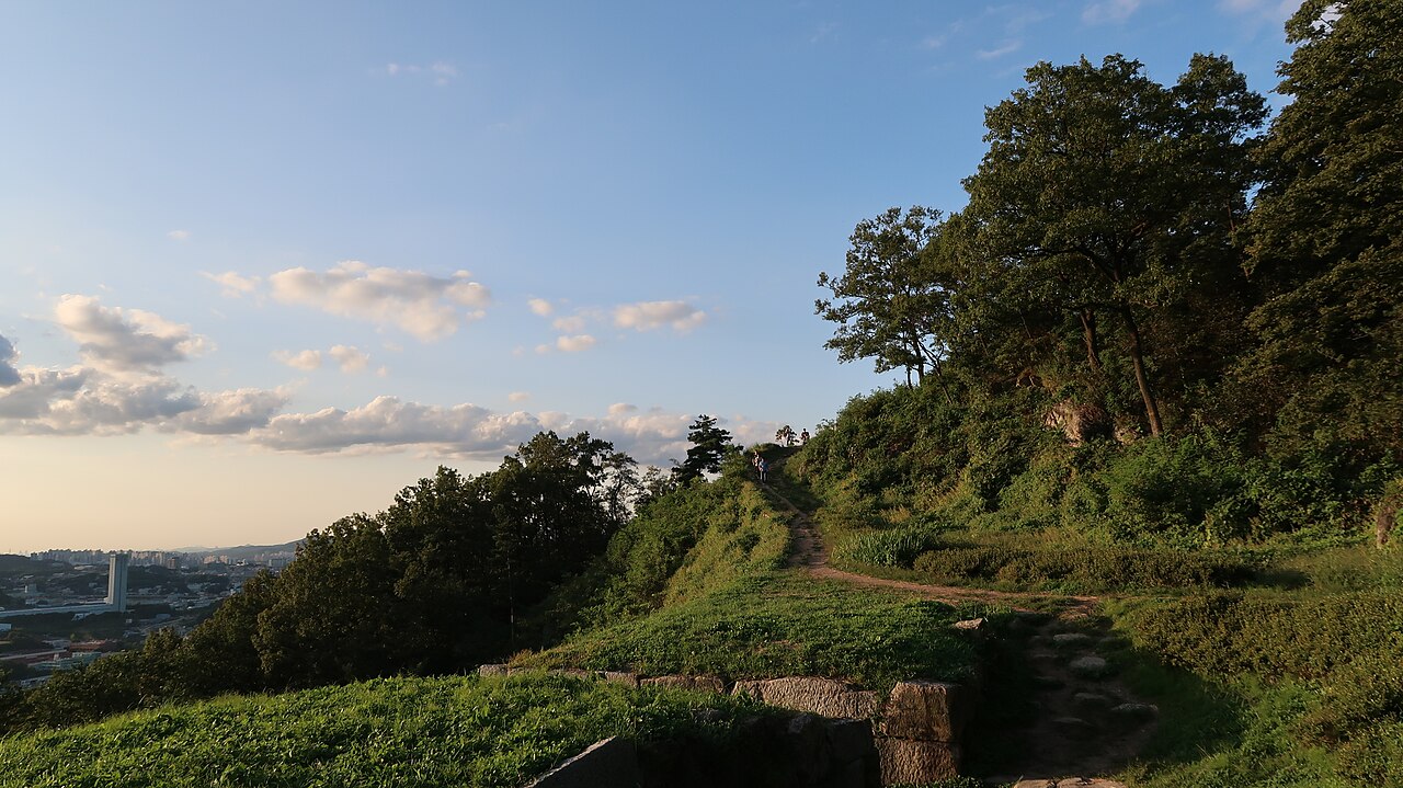 Doksanseong — Korea (Republic of) castle
