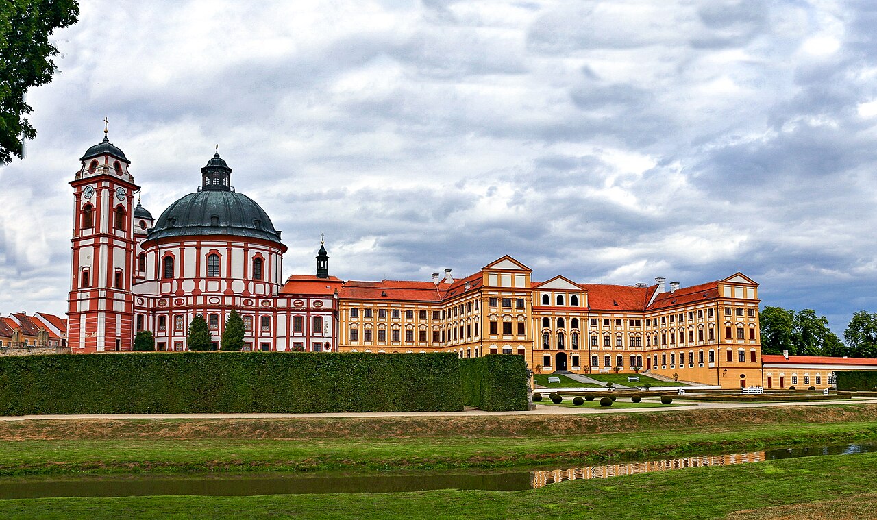 Jaroměřice Castle — Czechia castle