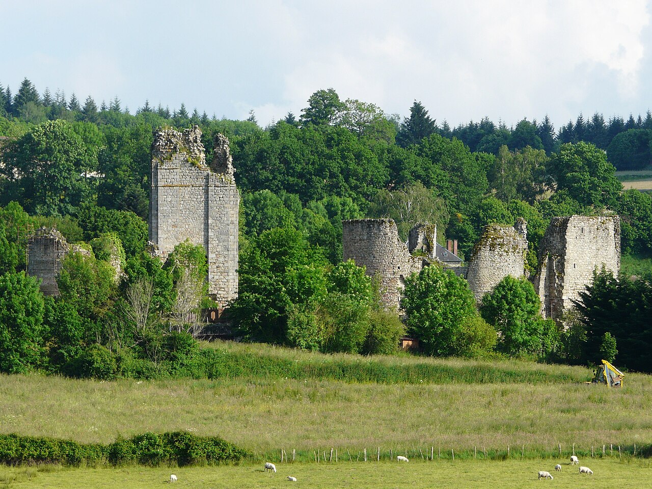 Château de Lastours — France castle