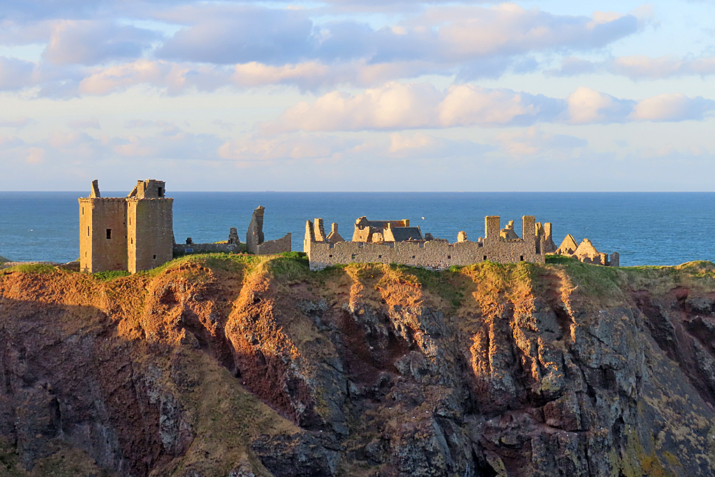 Dunnottar Castle — United Kingdom of Great Britain and Northern Ireland castle