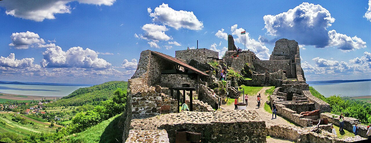 Szigliget Castle — Hungary castle