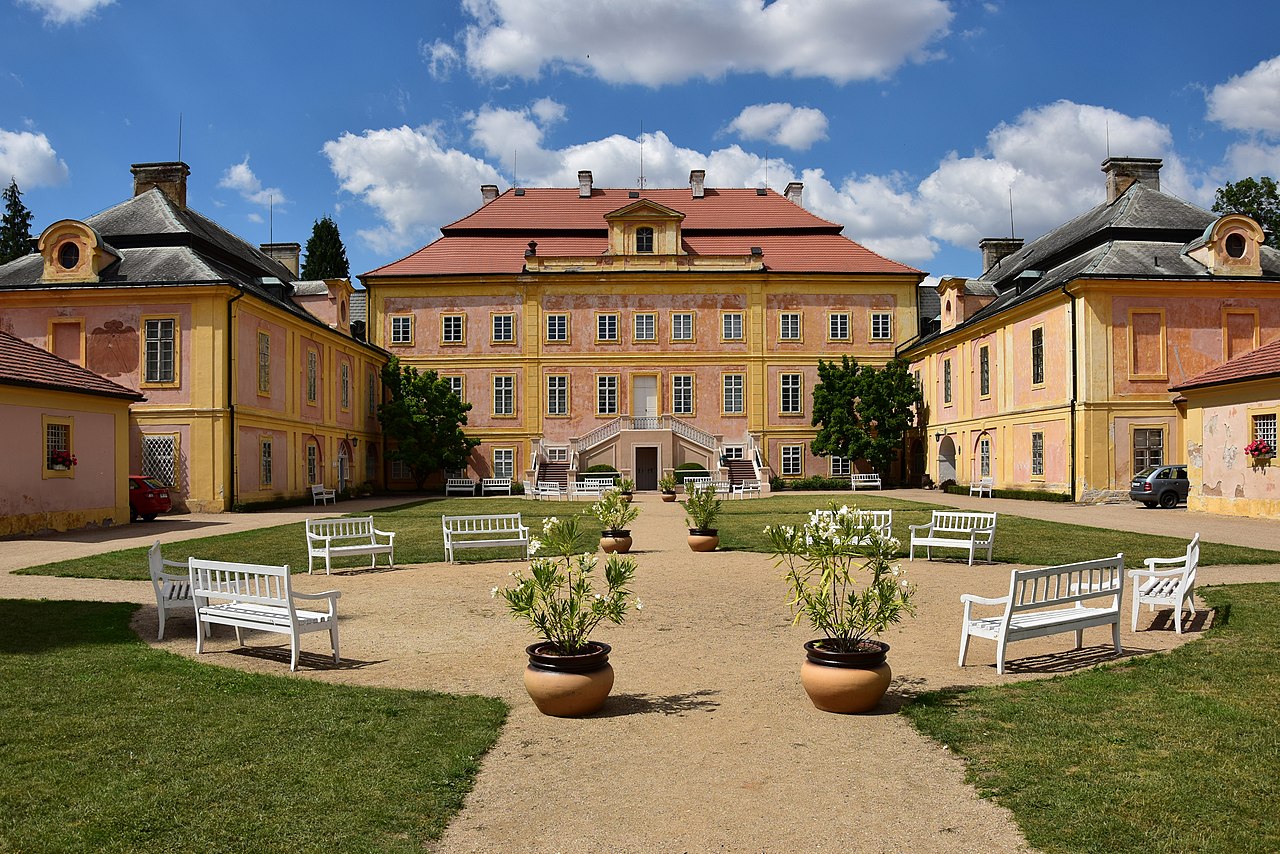 Krásný Dvůr Castle — Czechia castle